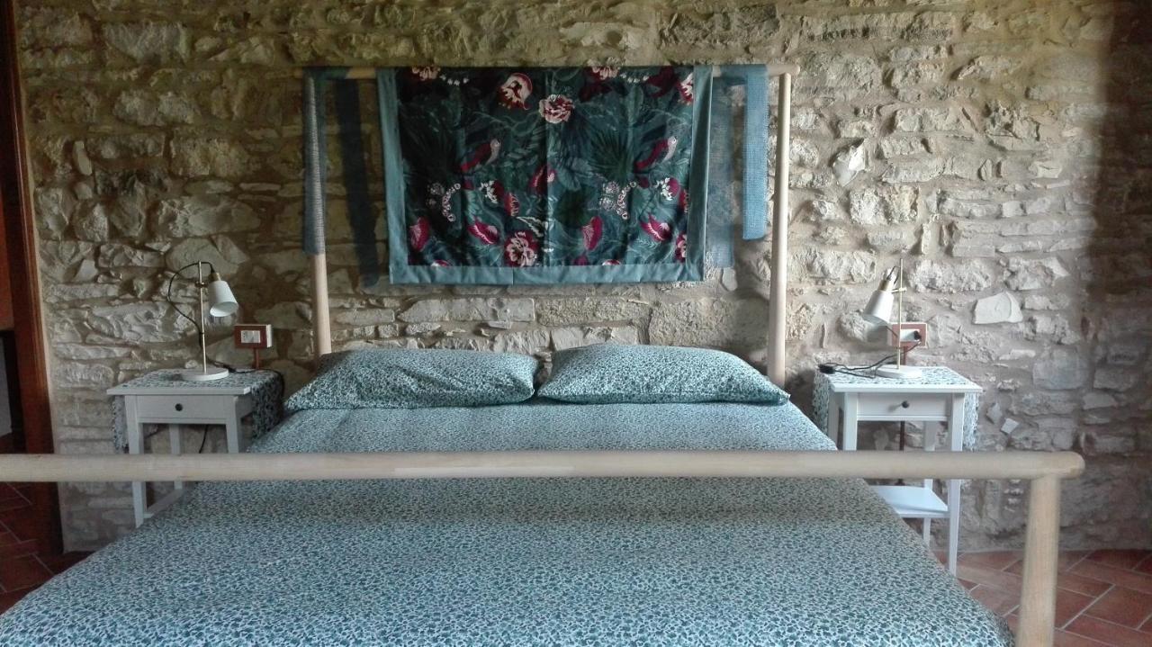 מלון Monte Grimano Terme Casale Le Fontanelle מראה חיצוני תמונה