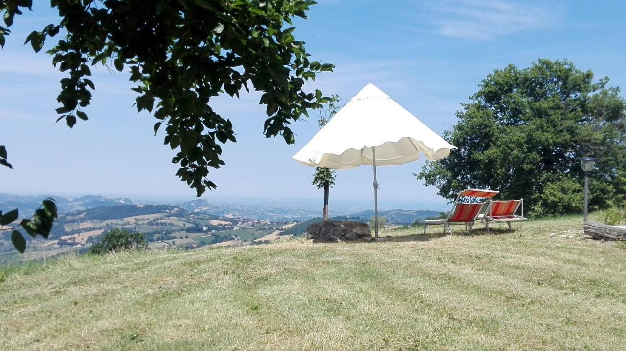 מלון Monte Grimano Terme Casale Le Fontanelle מראה חיצוני תמונה