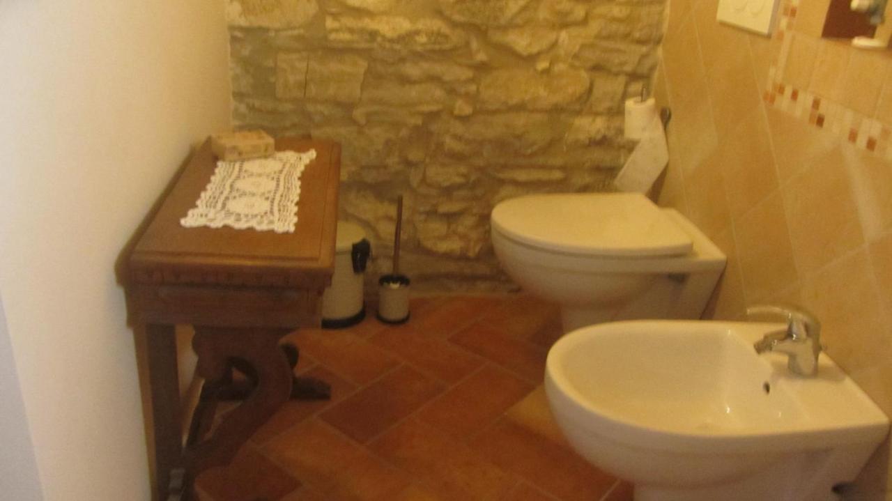 מלון Monte Grimano Terme Casale Le Fontanelle מראה חיצוני תמונה