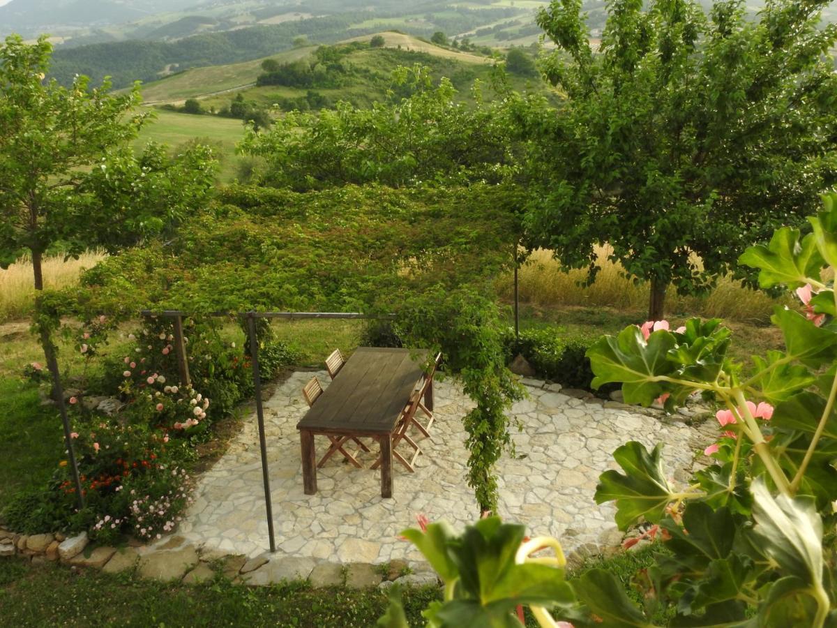 מלון Monte Grimano Terme Casale Le Fontanelle מראה חיצוני תמונה